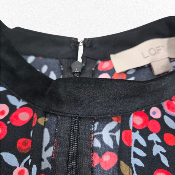 LOFT Black Floral Berry Print Velvet Collar Retro Knee Length Dress Size Small - Picture 7 of 12